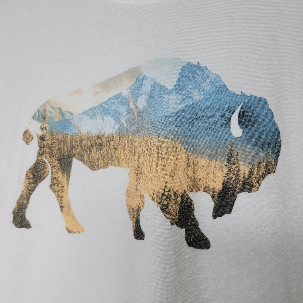 Old Navy men's buffalo t shirt size small - Picture 3 of 6